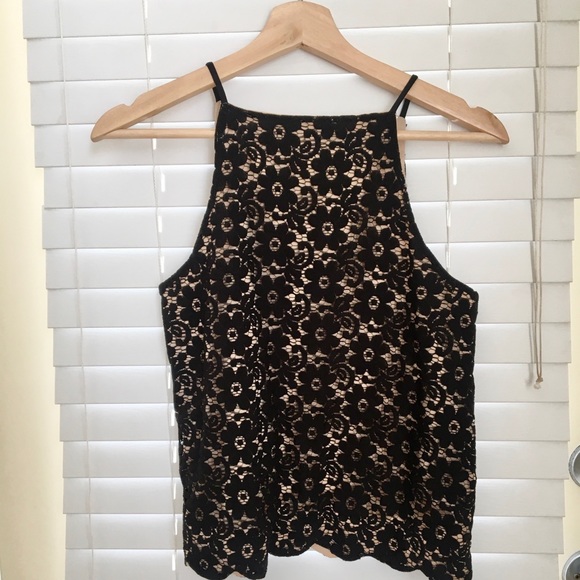 Laced Tank Top - Picture 2 of 4